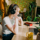 Focusrite Scarlett Solo Studio 4th Gen Pack