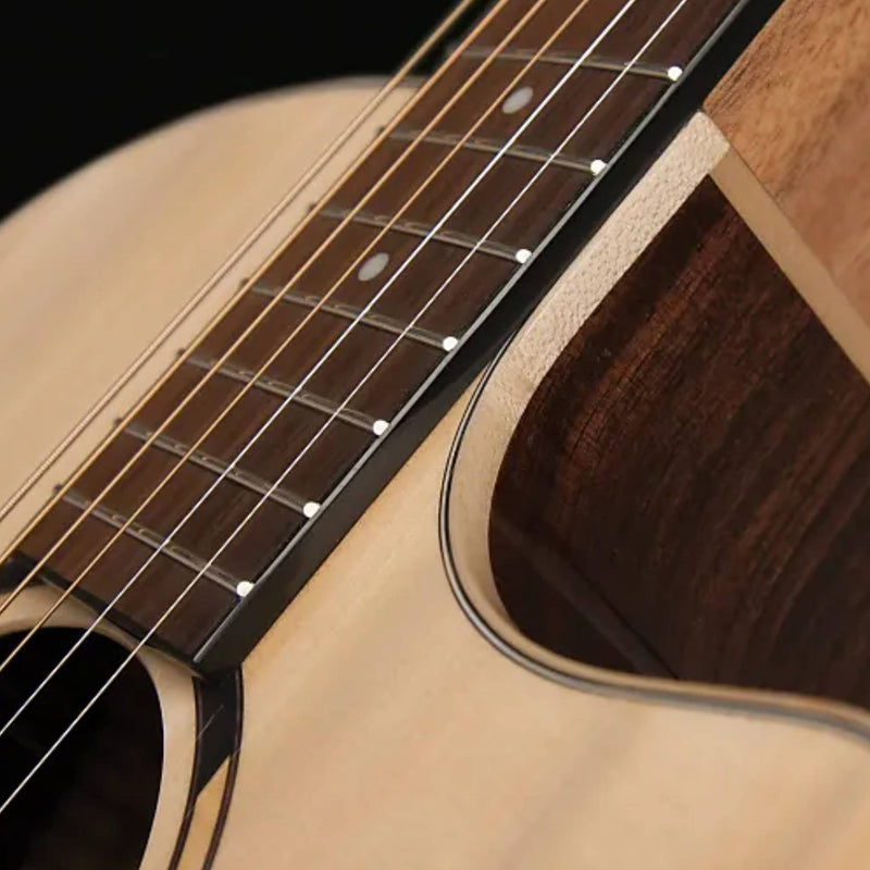 Washburn Woodline Series O20SCE Cutaway Acoustic Electric Guitar